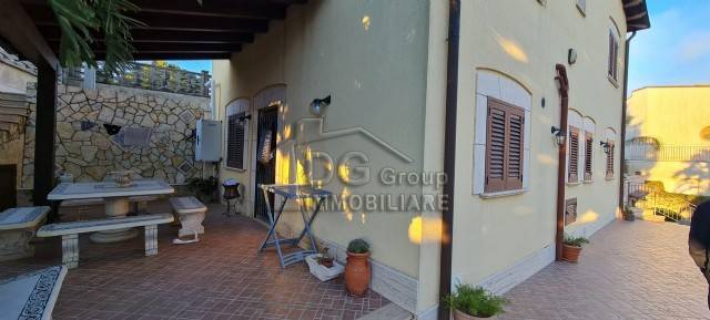 casa indipendente in vendita ad Alcamo