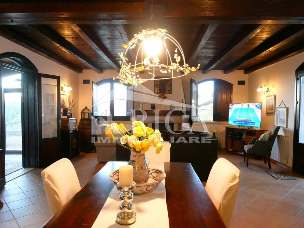 casa indipendente in vendita ad Alcamo in zona Alcamo Marina