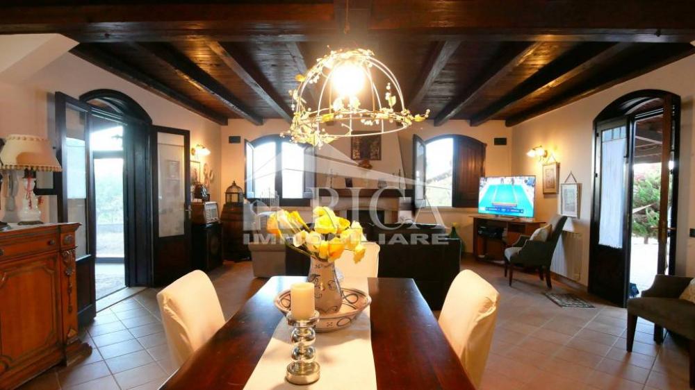 casa indipendente in vendita ad Alcamo in zona Alcamo Marina