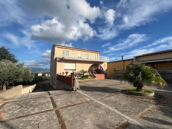 casa indipendente in vendita ad Alcamo