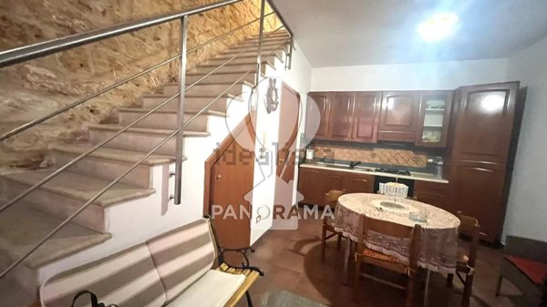 casa indipendente in vendita ad Alcamo