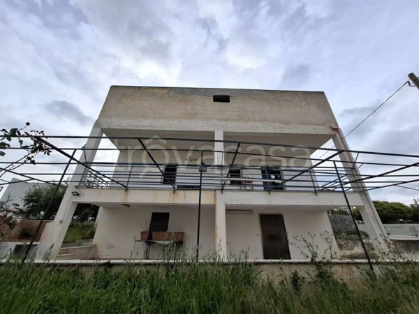 casa indipendente in vendita ad Alcamo in zona Alcamo Marina