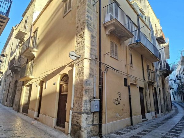 casa indipendente in vendita ad Alcamo