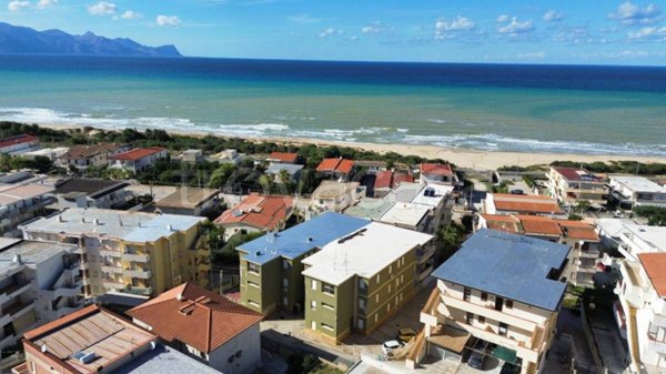 appartamento in vendita ad Alcamo in zona Centro Città