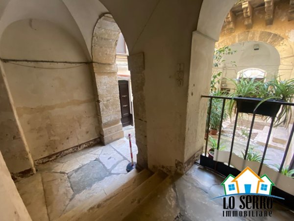 appartamento in vendita ad Alcamo in zona Centro Città