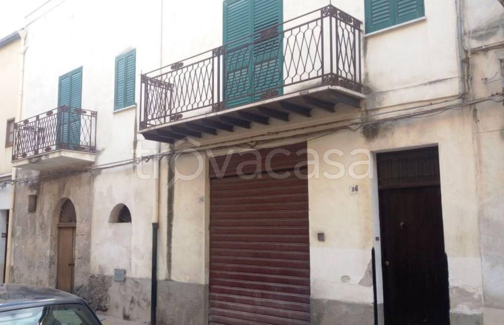 casa indipendente in vendita ad Alcamo