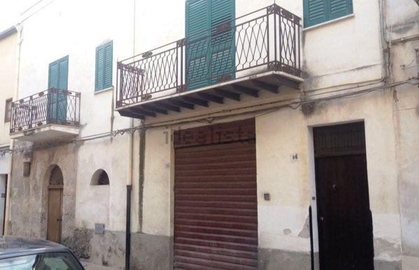 casa indipendente in vendita ad Alcamo
