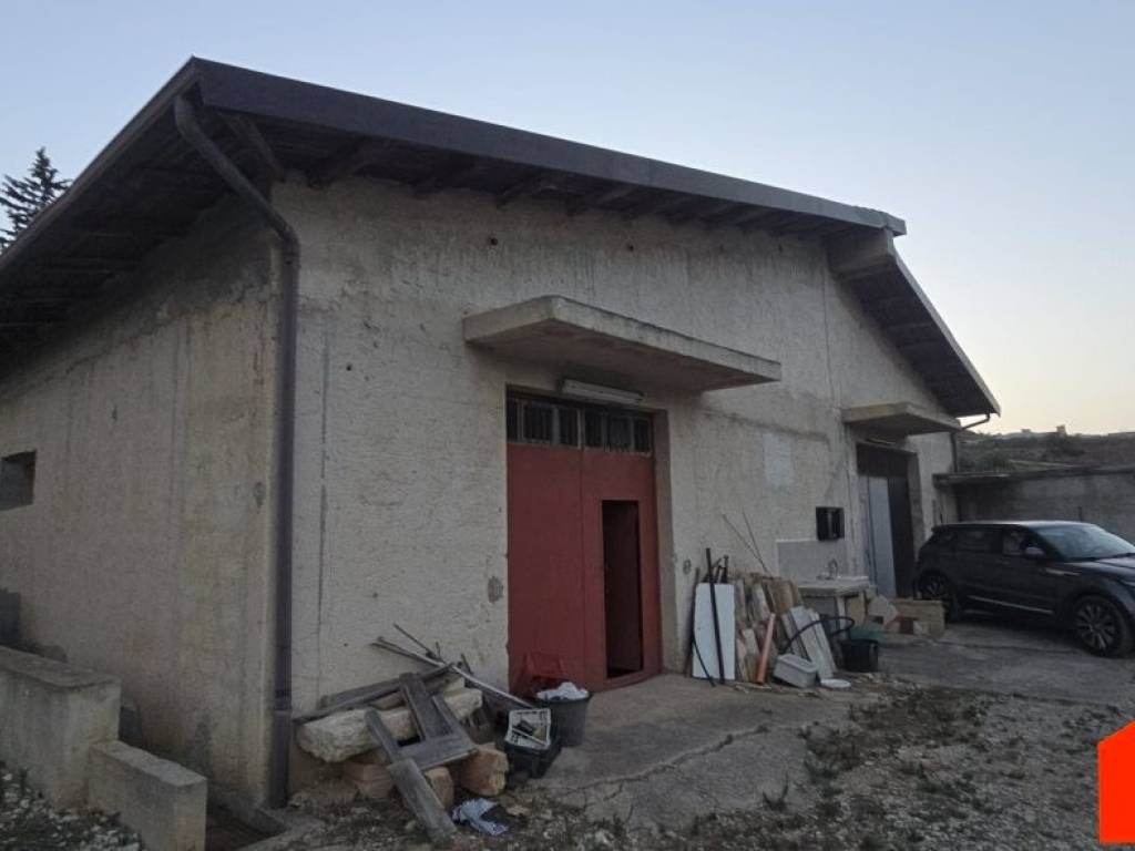 casa indipendente in vendita ad Alcamo