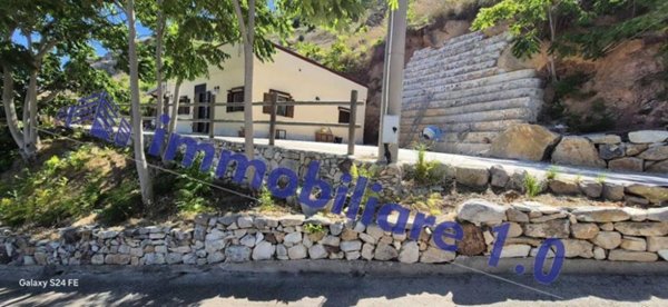 casa indipendente in vendita ad Alcamo