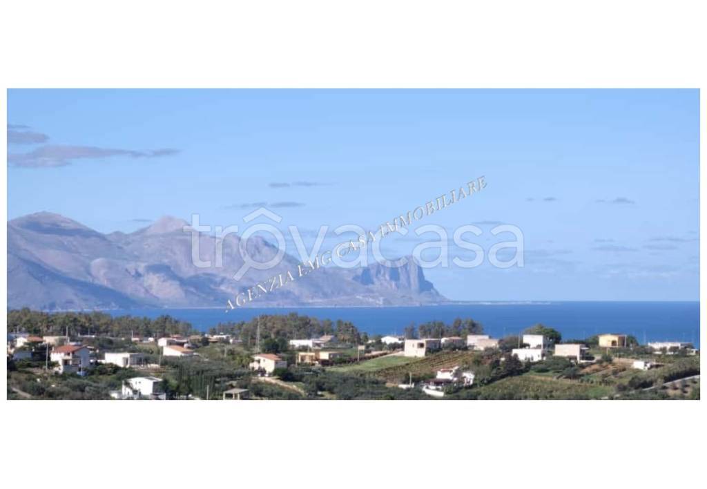 casa indipendente in vendita ad Alcamo