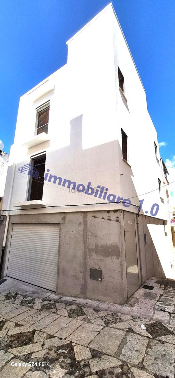 casa indipendente in vendita ad Alcamo in zona Centro Città