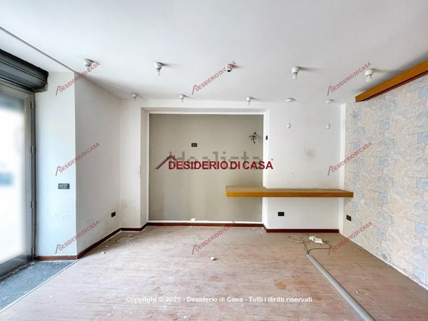 locale commerciale in vendita ad Alcamo