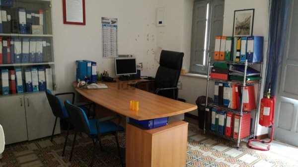 ufficio in vendita ad Alcamo in zona Centro Città