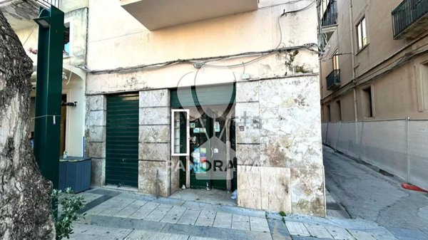 locale commerciale in vendita ad Alcamo