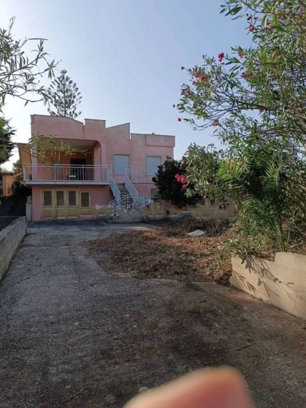 casa indipendente in vendita ad Alcamo