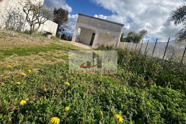 casa indipendente in vendita ad Alcamo in zona Alcamo Marina