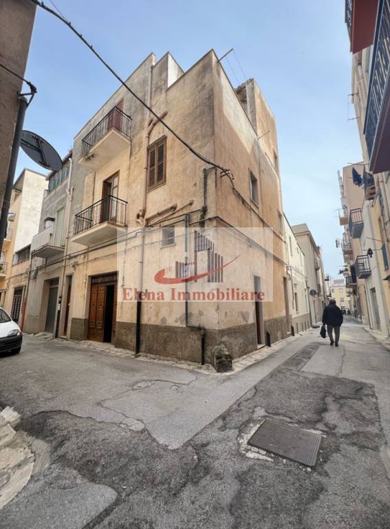 casa indipendente in vendita ad Alcamo