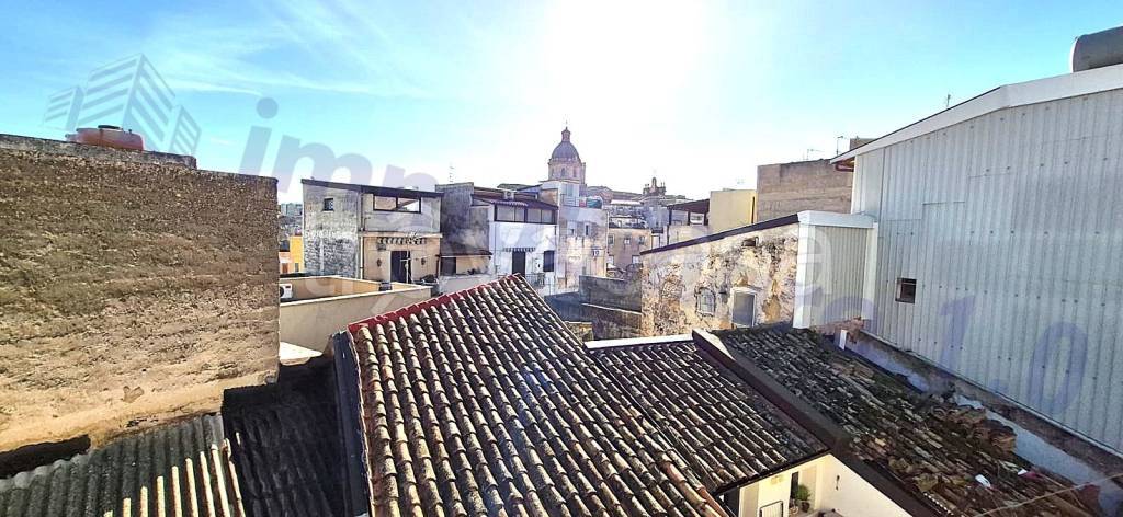 casa indipendente in vendita ad Alcamo