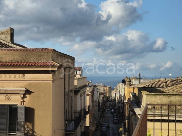 appartamento in vendita ad Alcamo in zona Centro Città