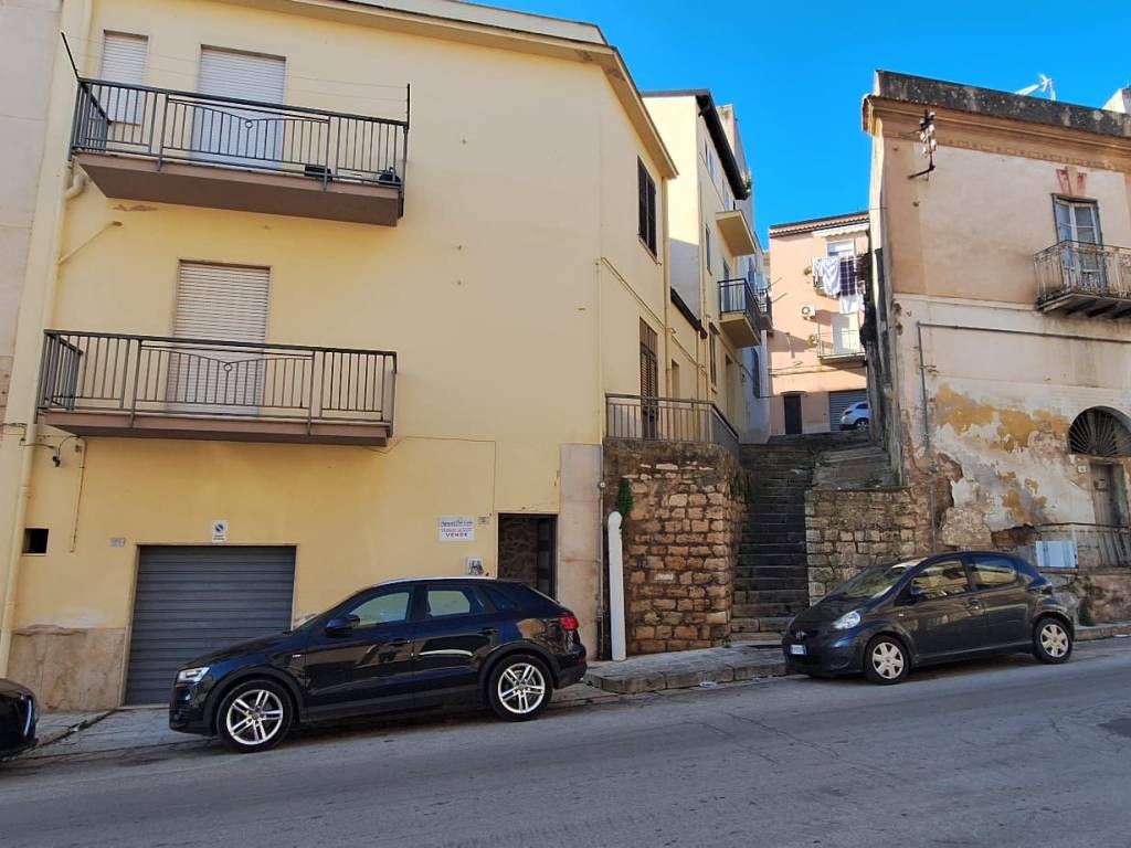 intera palazzina in vendita ad Alcamo