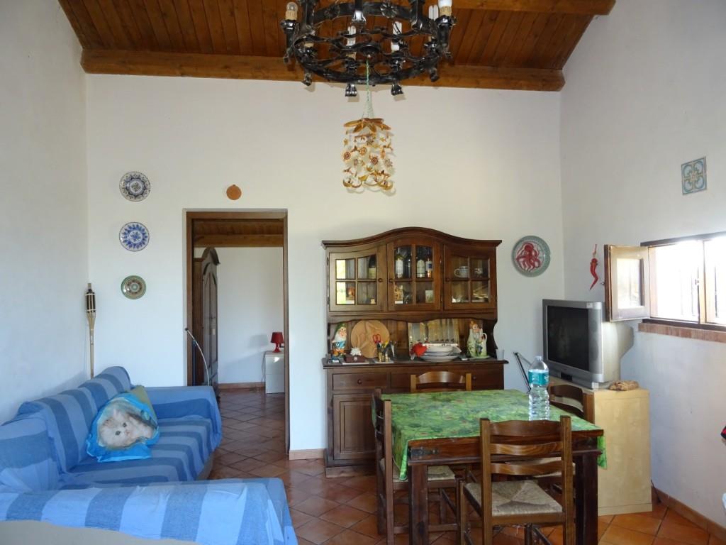 casa indipendente in vendita ad Alcamo in zona Alcamo Marina