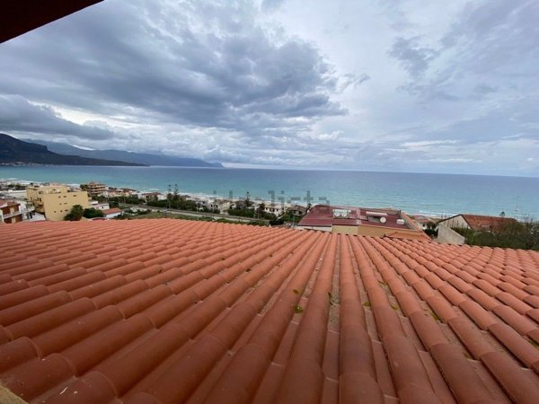 appartamento in vendita ad Alcamo in zona Alcamo Marina