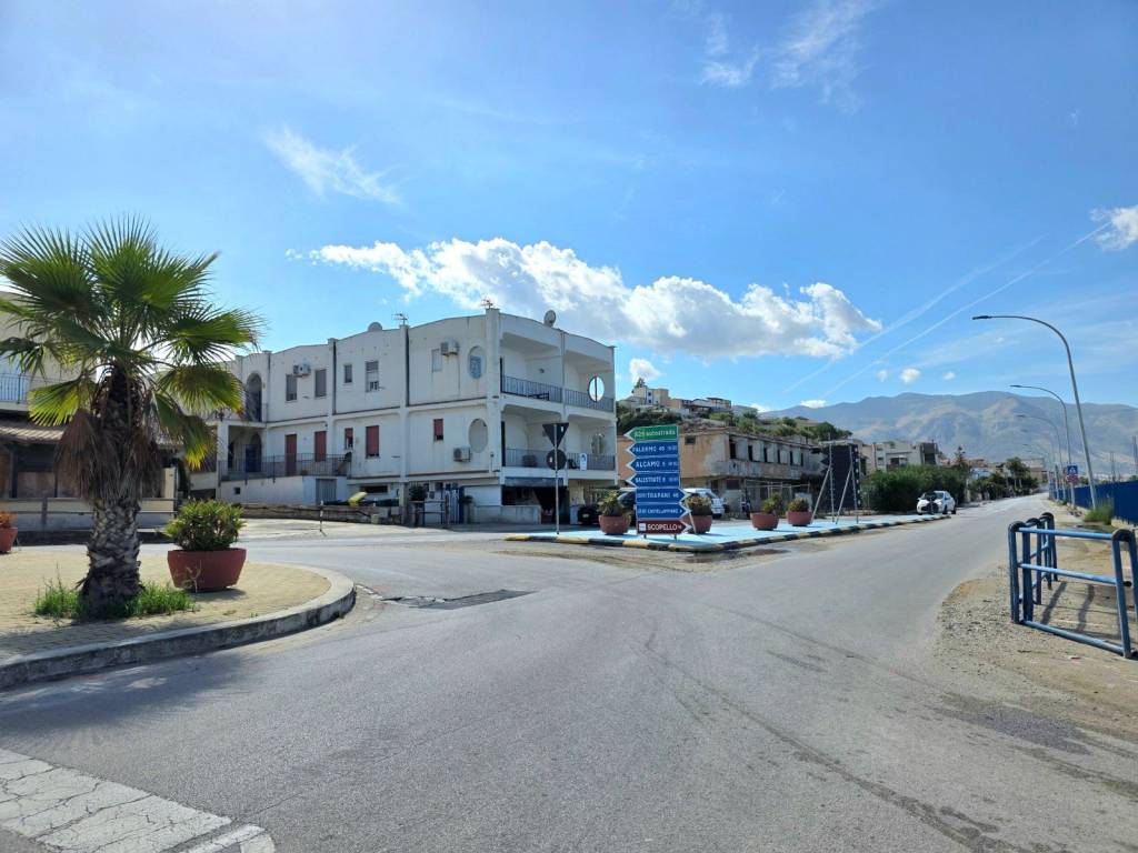 appartamento in vendita ad Alcamo in zona Alcamo Marina