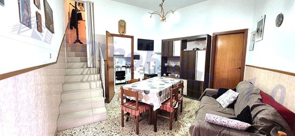 casa indipendente in vendita ad Alcamo