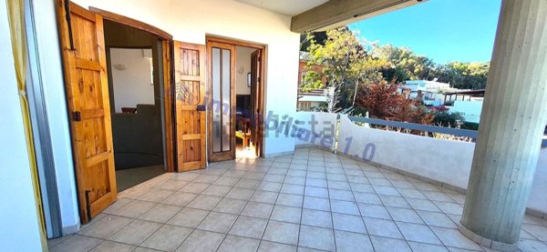 casa indipendente in vendita ad Alcamo in zona Alcamo Marina