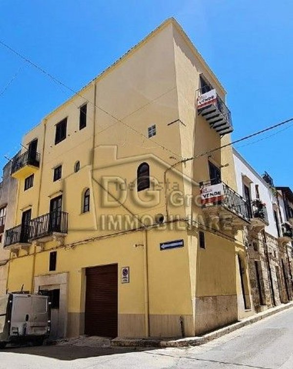 casa indipendente in vendita ad Alcamo
