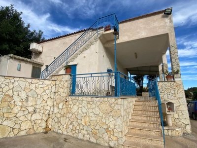casa indipendente in vendita ad Alcamo in zona Alcamo Marina