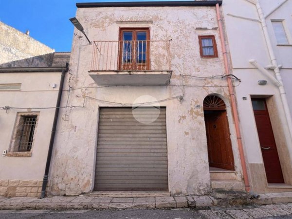 casa indipendente in vendita ad Alcamo