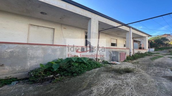 casa indipendente in vendita ad Alcamo in zona Alcamo Marina