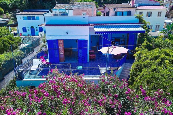 casa indipendente in vendita ad Alcamo in zona Alcamo Marina