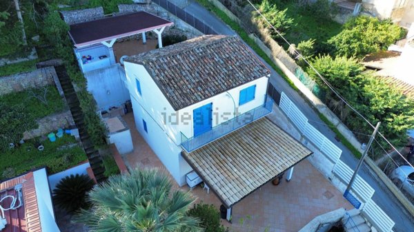 casa indipendente in vendita ad Alcamo