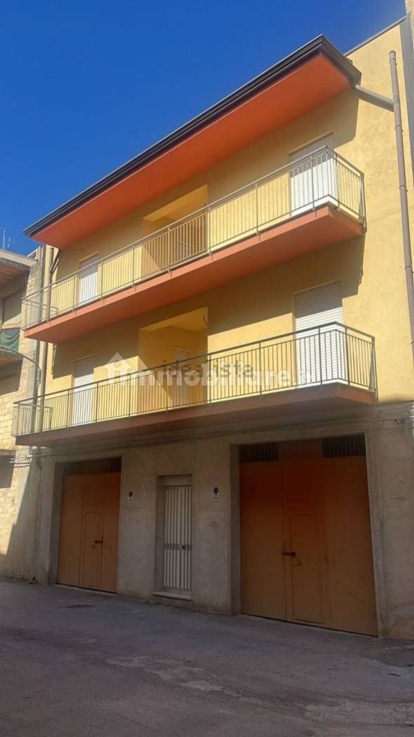 casa indipendente in vendita ad Alcamo