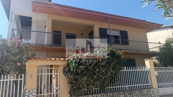 casa indipendente in vendita ad Alcamo in zona Alcamo Marina