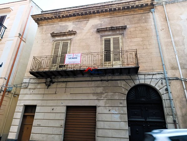 casa semindipendente in vendita ad Alcamo
