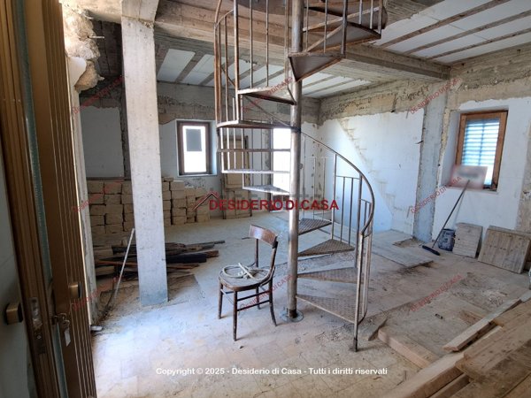 casa indipendente in vendita ad Alcamo