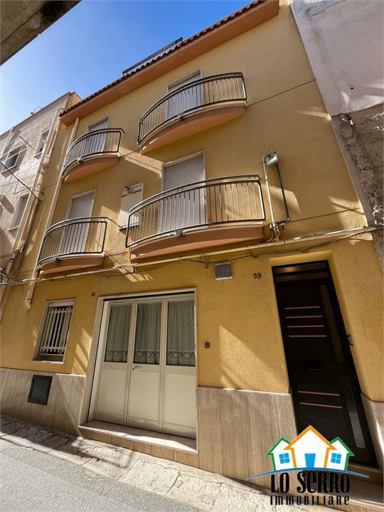 casa indipendente in vendita ad Alcamo in zona Centro Città