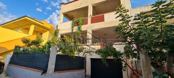 casa indipendente in vendita ad Alcamo in zona Alcamo Marina