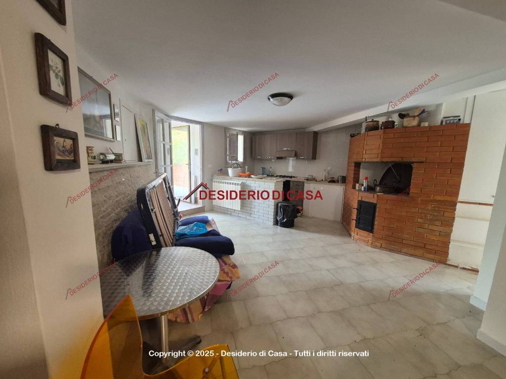 casa indipendente in vendita ad Alcamo in zona Alcamo Marina