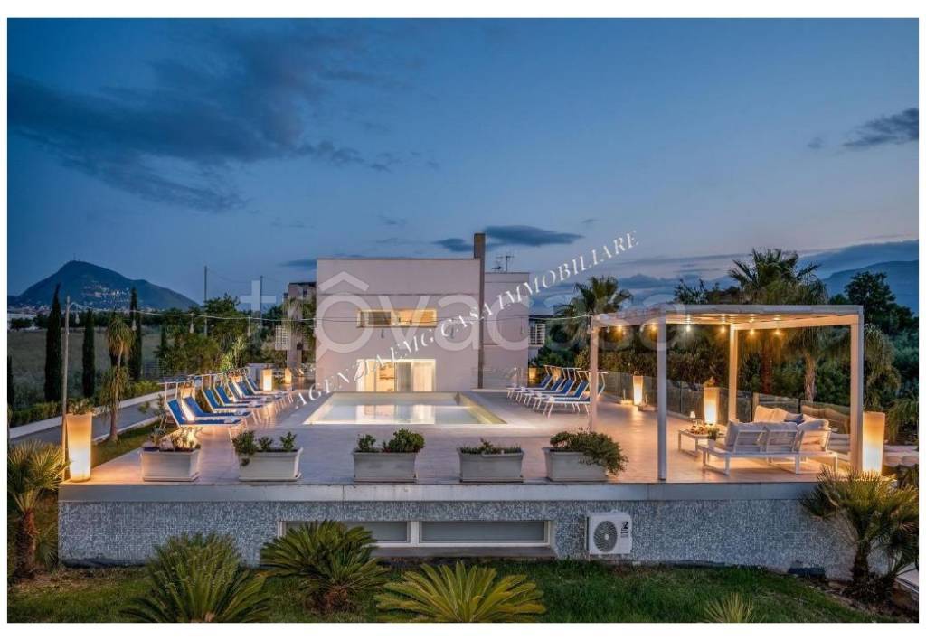 casa indipendente in vendita ad Alcamo in zona Alcamo Marina