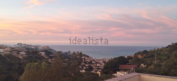casa indipendente in vendita ad Alcamo in zona Alcamo Marina