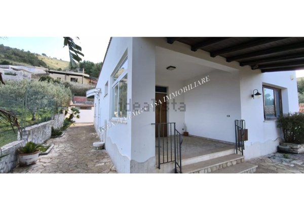 casa indipendente in vendita ad Alcamo