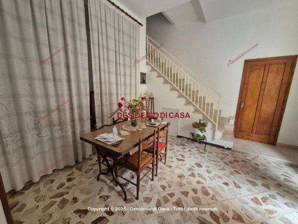 casa indipendente in vendita ad Alcamo