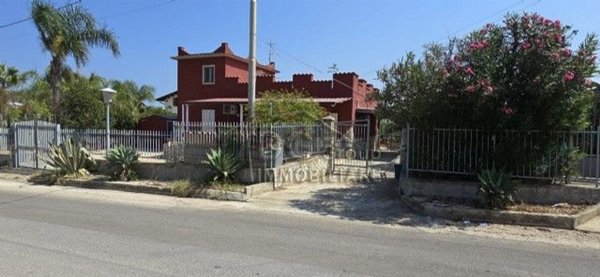 casa indipendente in vendita ad Alcamo