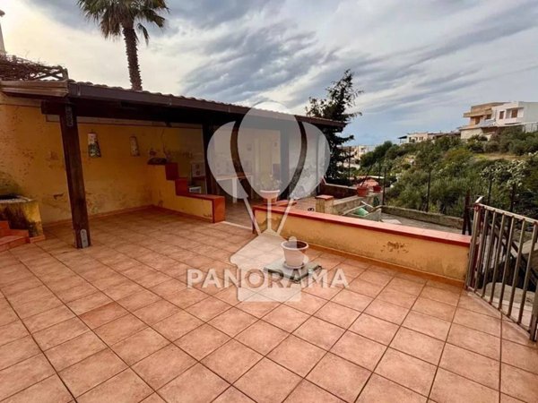 casa indipendente in vendita ad Alcamo in zona Alcamo Marina