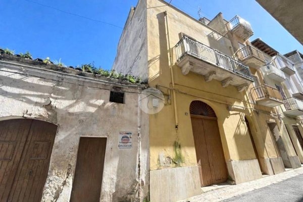 casa indipendente in vendita ad Alcamo