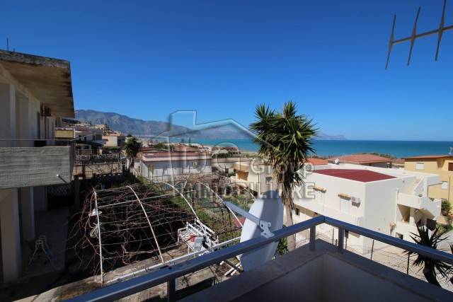 appartamento in vendita ad Alcamo in zona Alcamo Marina